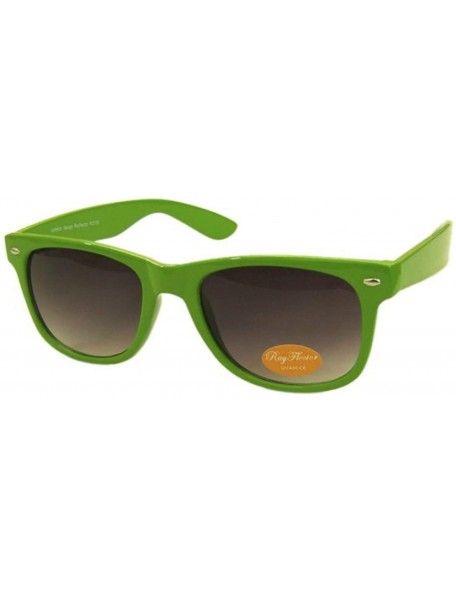 Wayfarer ICON Wayfare Sunglasses - Dark Green - CZ199TZ3DUH $12.65